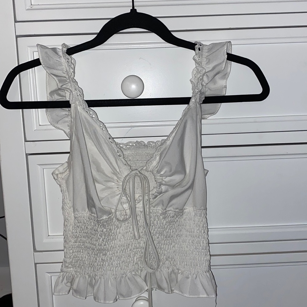 Super cute white top